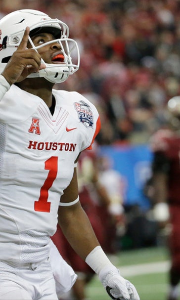 Taking the lead: Houston QB Ward learning new role for team
